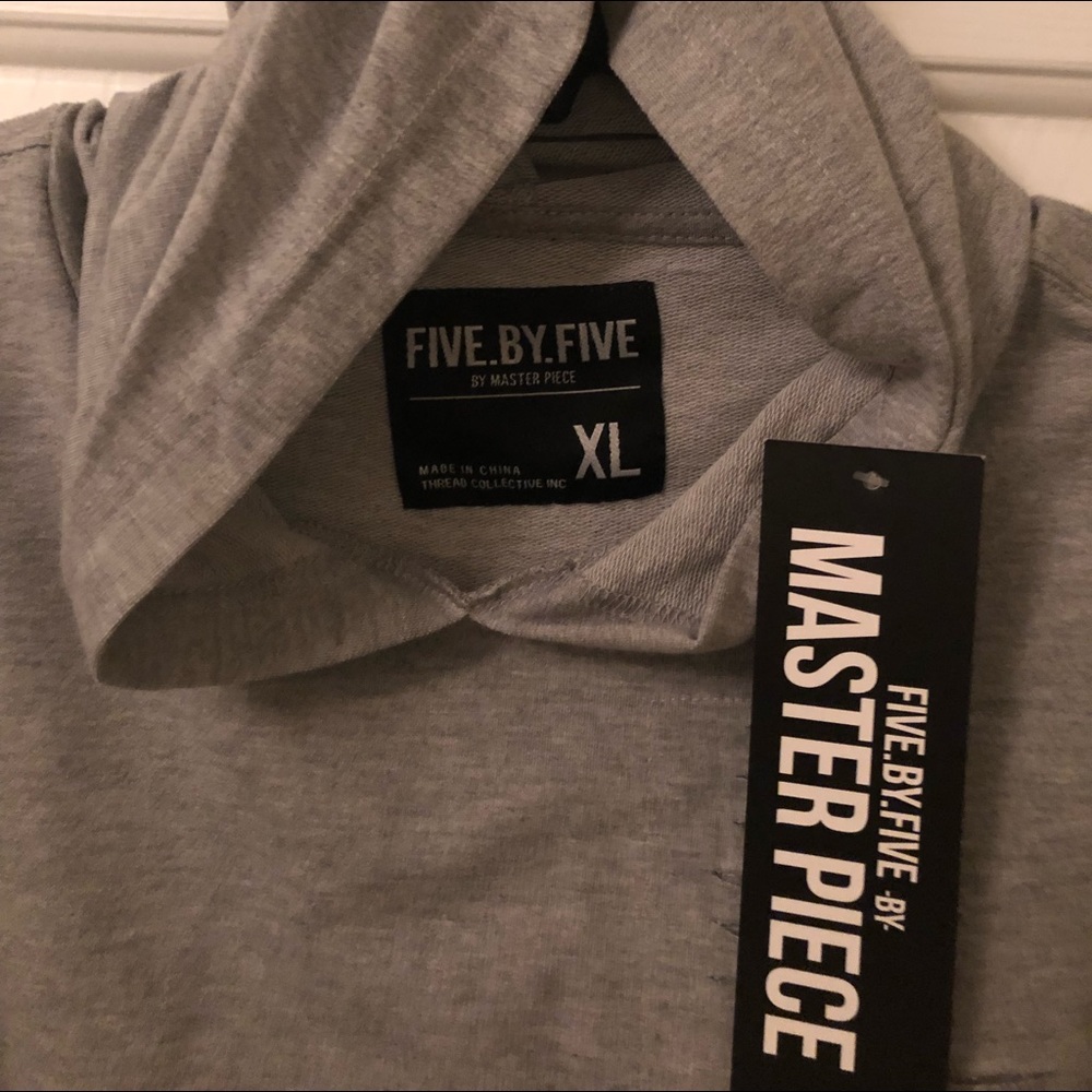 MENS SHORT SLEVE HOODIE RIPPED STYLE SIZE XL